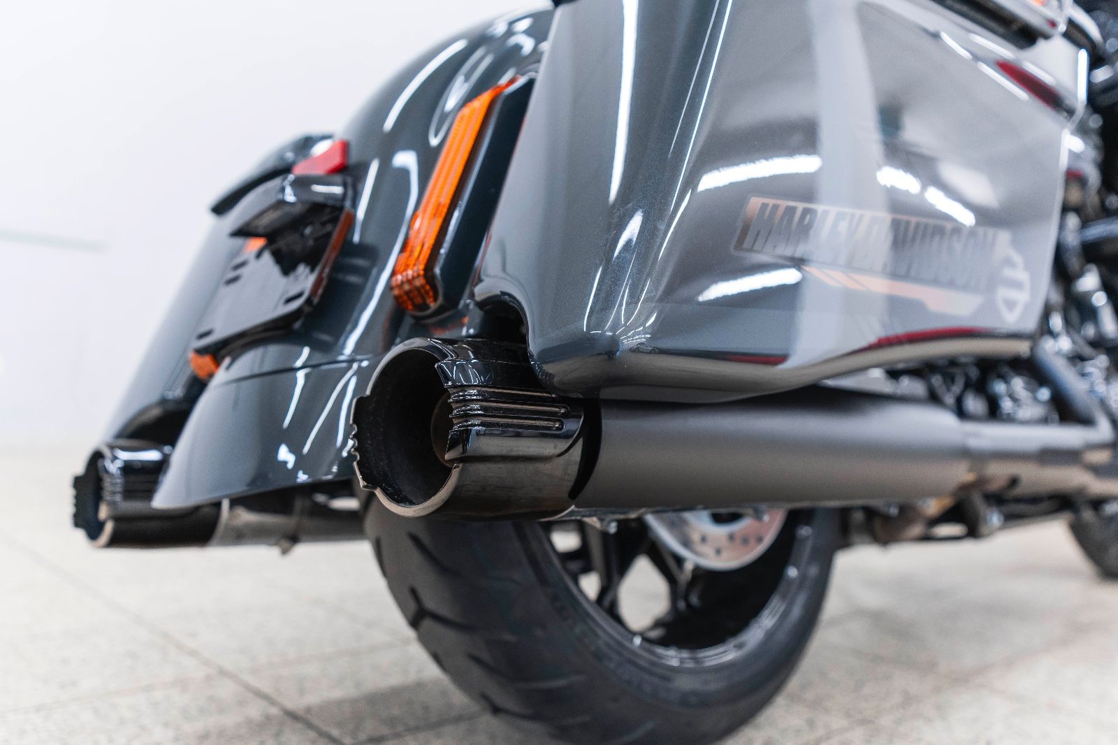 Fahrzeugabbildung Harley-Davidson FLTRXST Road Glide