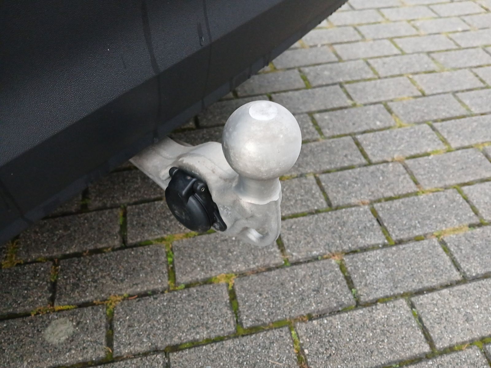 Fahrzeugabbildung Volkswagen Tiguan eTSI Elegance Matrix AHK Navi AID ACC RFK