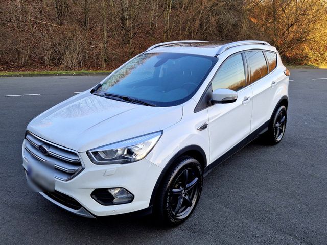 Ford Kuga Titanium Panorama Ahk / Zahnriem...