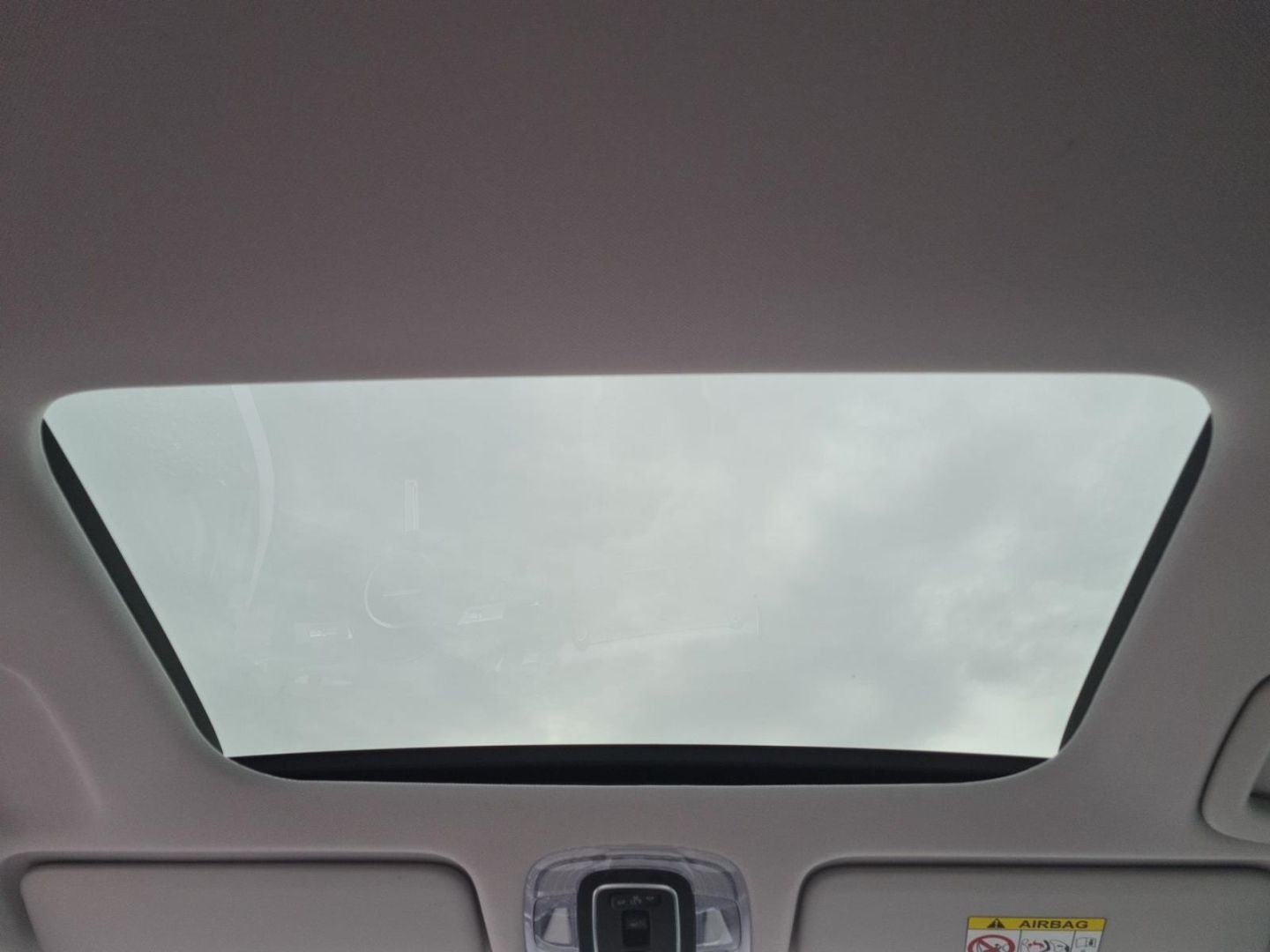 Fahrzeugabbildung Hyundai KONA Prime 1.6 T-Gdi 198PS DCT 4WD Glasschiebe