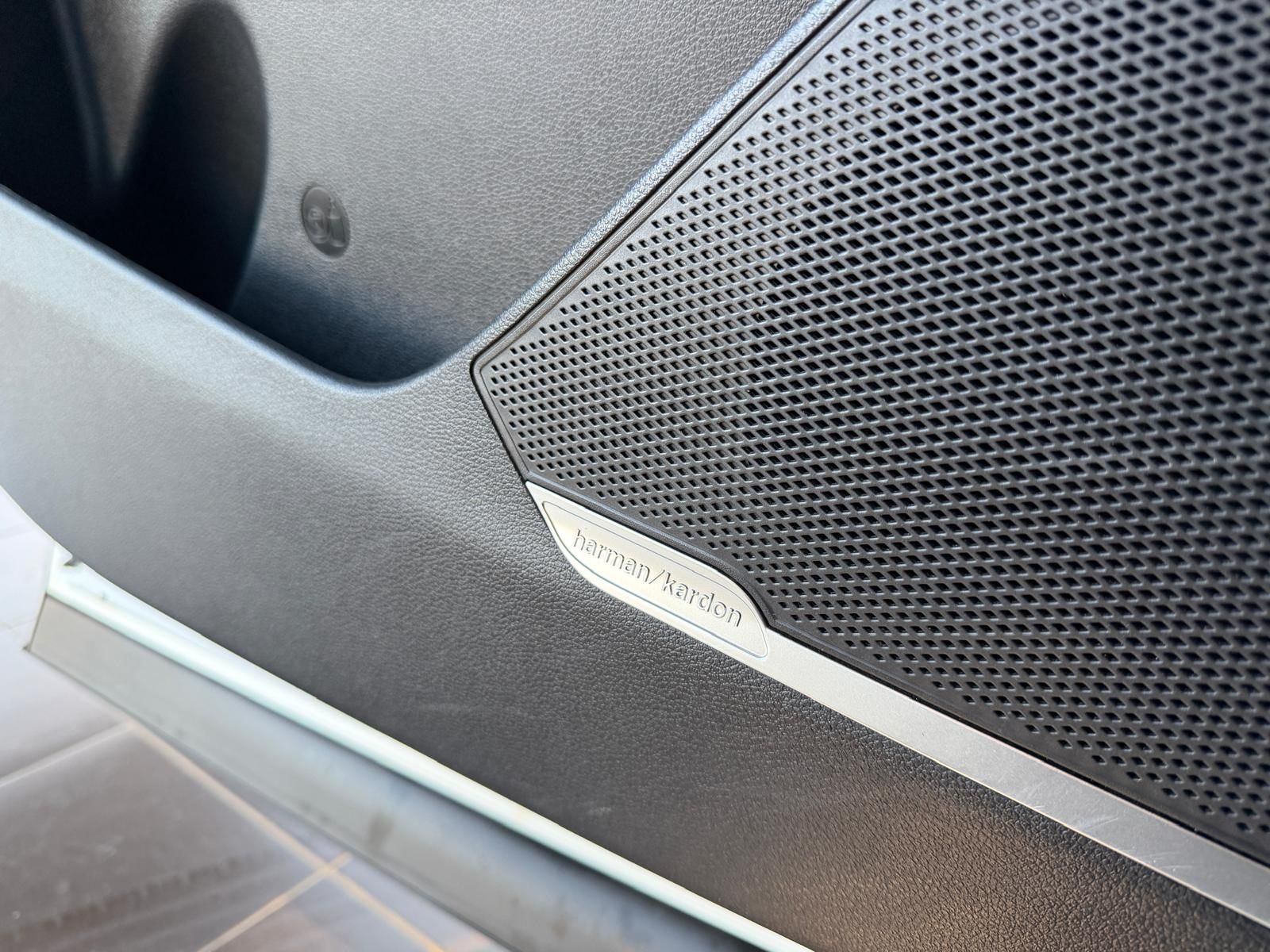 Fahrzeugabbildung Kia Sportage GT-Line 4WD AHK PANO 360° H/K LEDER 19"