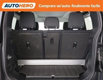 Land-Rover Defender - 10