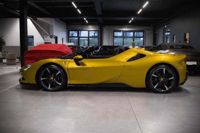 Ferrari SF90 Spider-Giallo Montecarlo-Carbon