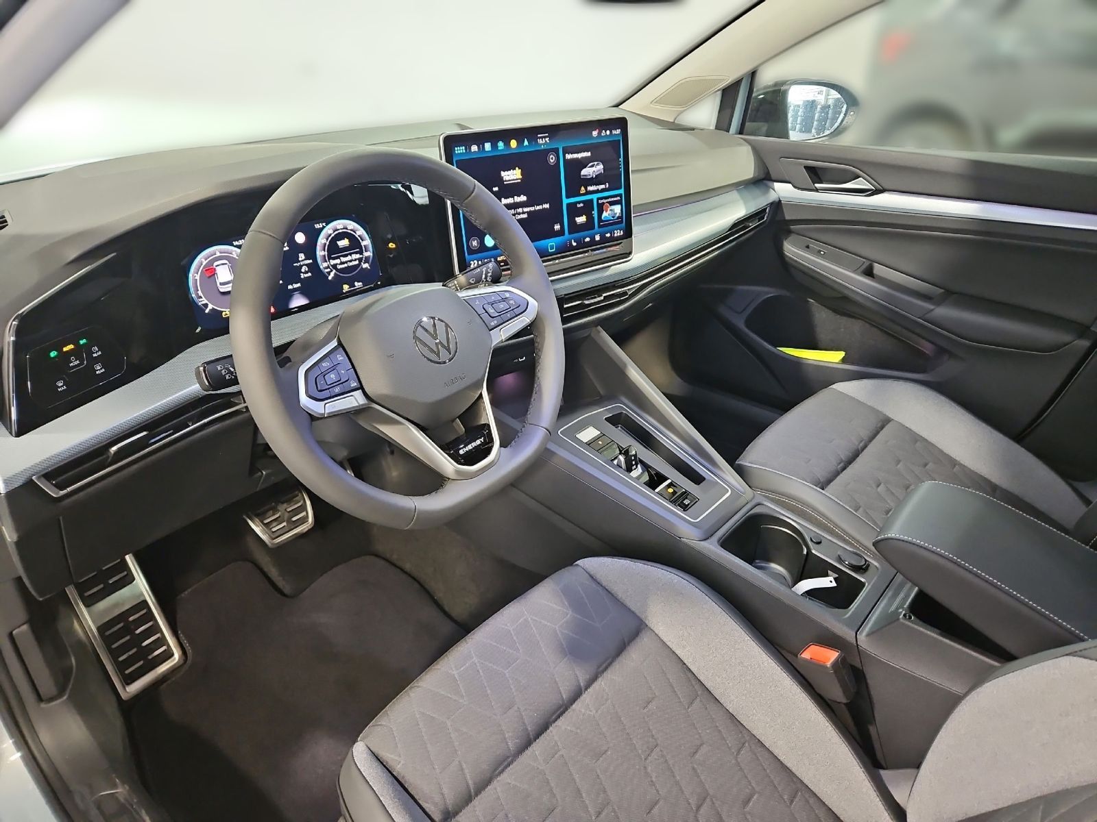 Volkswagen Golf - Bild 8