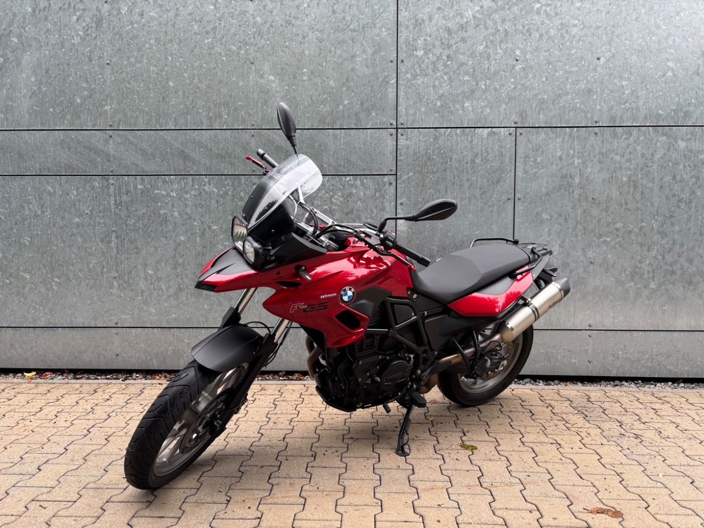 Fahrzeugabbildung BMW F 700 GS Tieferlegung LeoVince Endschalldämpfer