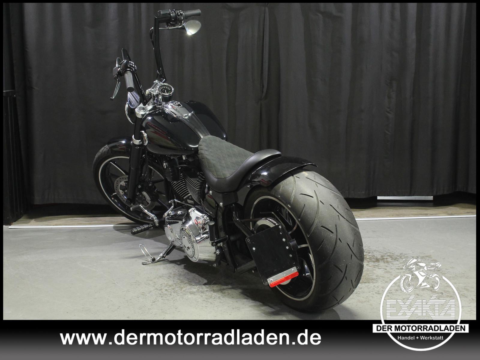 Harley-Davidson FXSB Breakout / VERSAND BUNDESWEIT