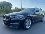 BMW 530 i X DRIVE*HUD*CARPLAY*NAVI*DIGITALTACHO* - BMW 530 in Duisburg
