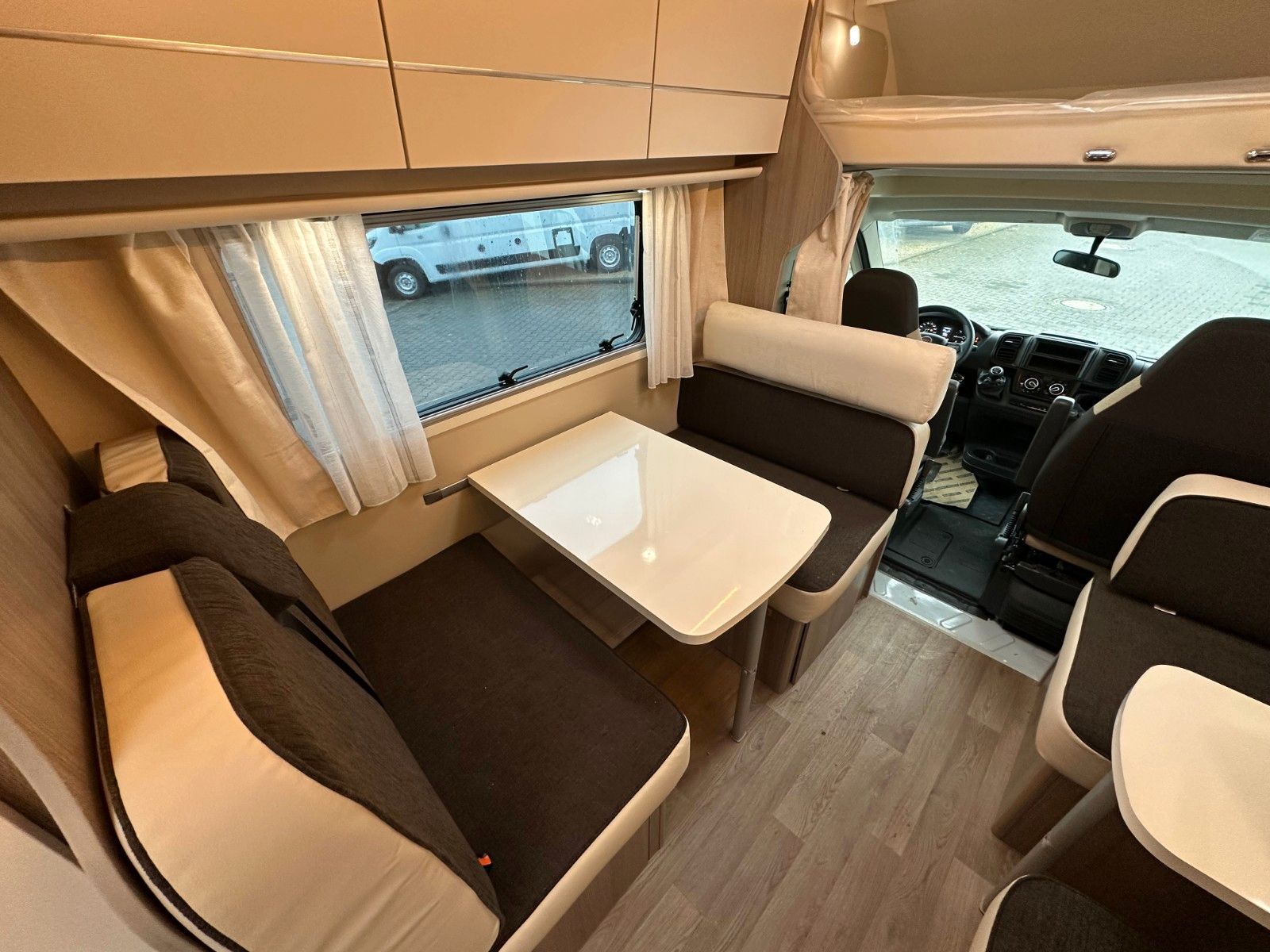 Fahrzeugabbildung XGO DYNAMIC 39 -SPRING SALE