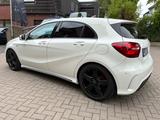 Mercedes-Benz A 250 AT Sport AMG-Design-Paket - Mercedes-Benz A 250: Sport