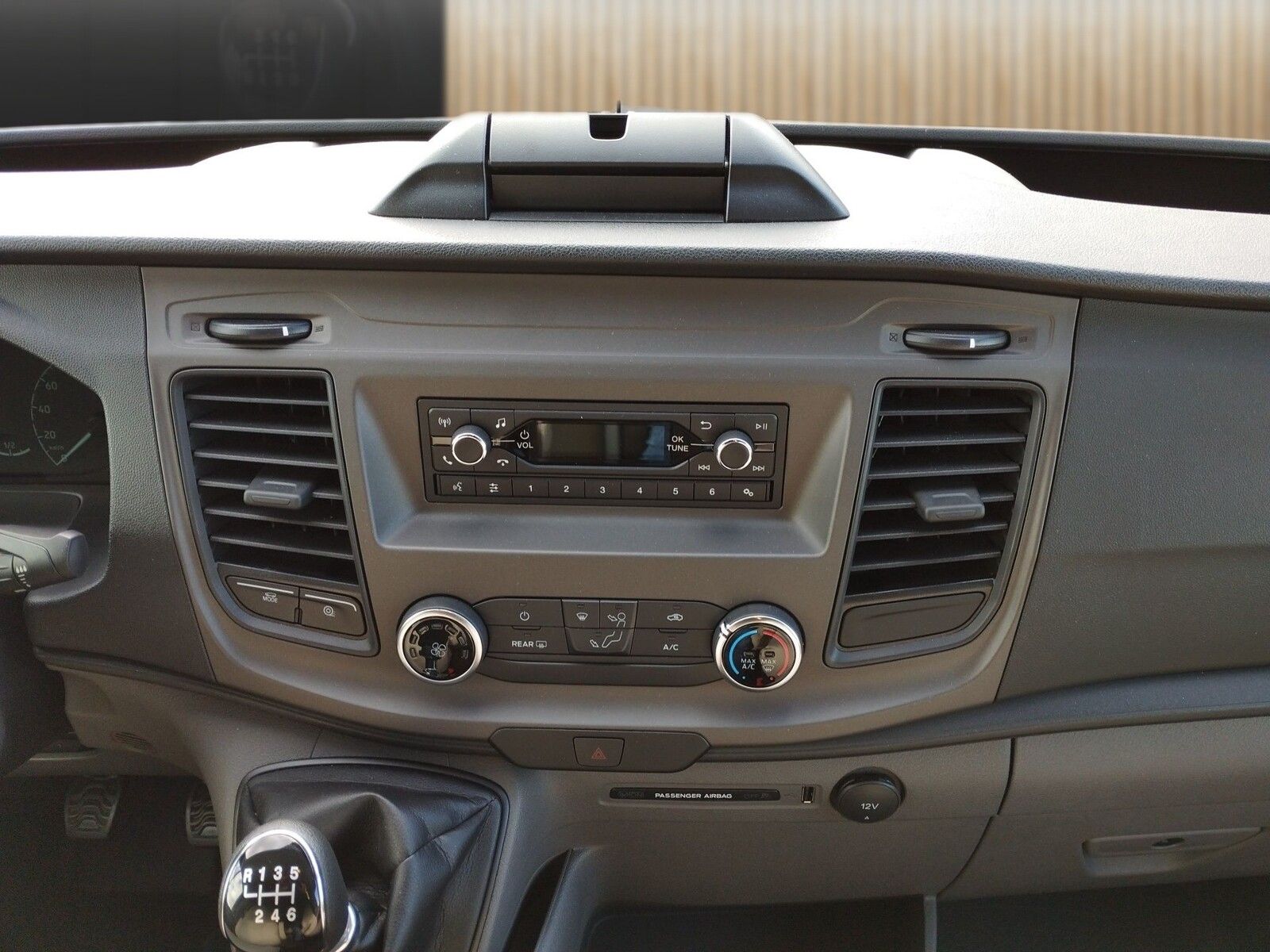 Fahrzeugabbildung Karmann Dexter 4x4 DE 560 AW Rückfahrkamera