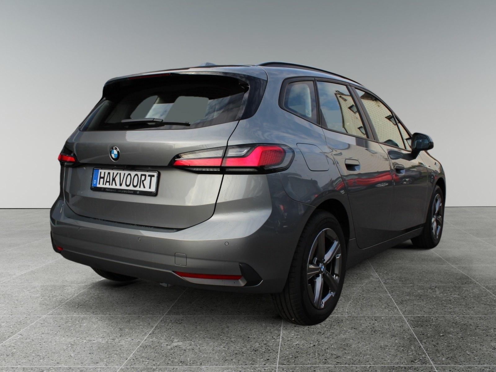 BMW 218i Active Tourer SH LED AHK Head-Up