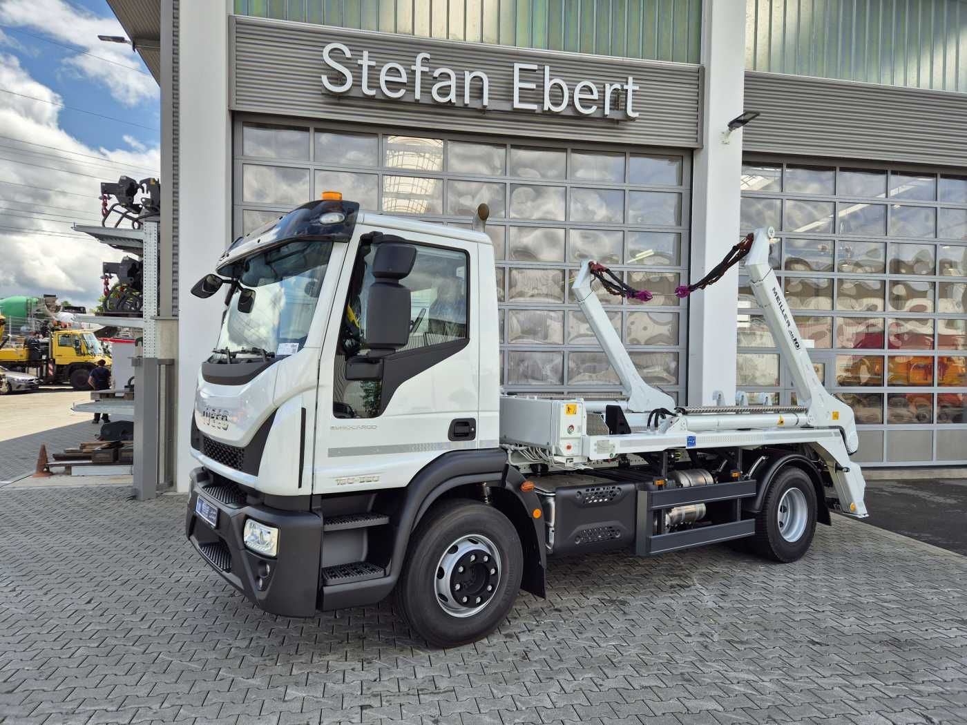 Fahrzeugabbildung Iveco Eurocargo ML160E32/P Meiller AK 10. T Funk AHK