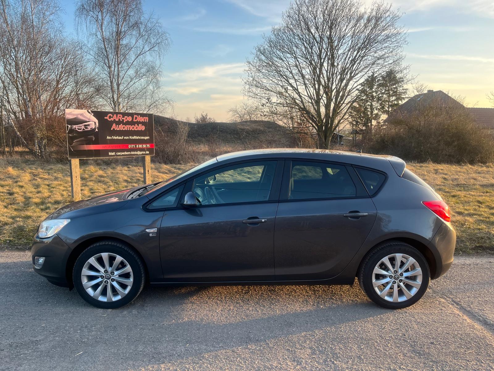 Opel Astra J Lim. 5-trg. 150 Jahre Opel