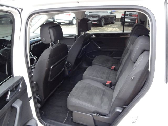 Fahrzeugabbildung Volkswagen Touran/R-Line/Highline/1.Hd/Navi/59TKM/