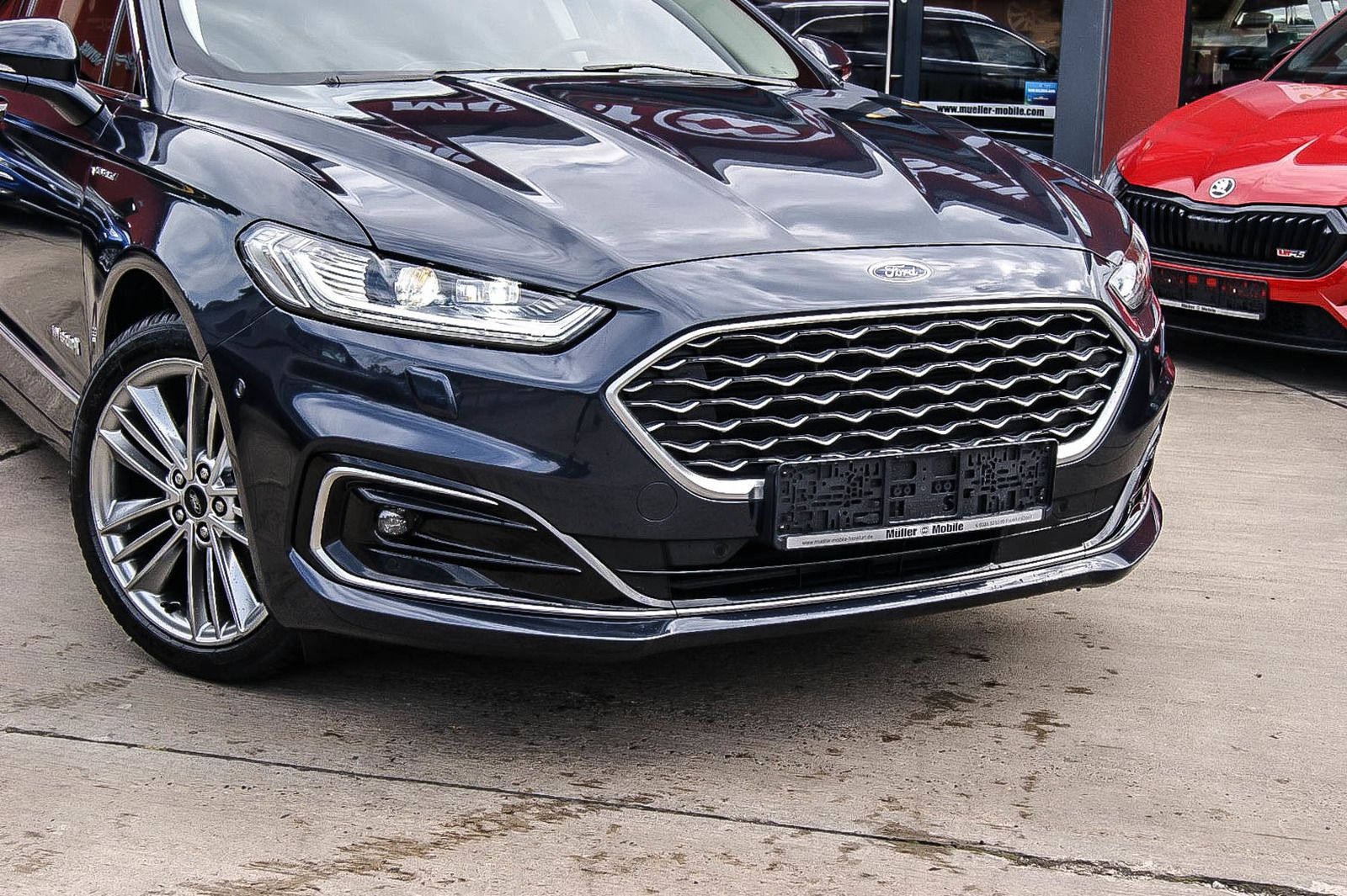 Fahrzeugabbildung Ford Mondeo Turnier 2.0 Hybrid Vignale 1.HAND ANHÄNZV