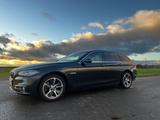 BMW 525d Touring Luxury L Head Up AHK Schwarz. Pano - BMW 525 mit Diesel-Antrieb: Kombi, Schaltgetriebe