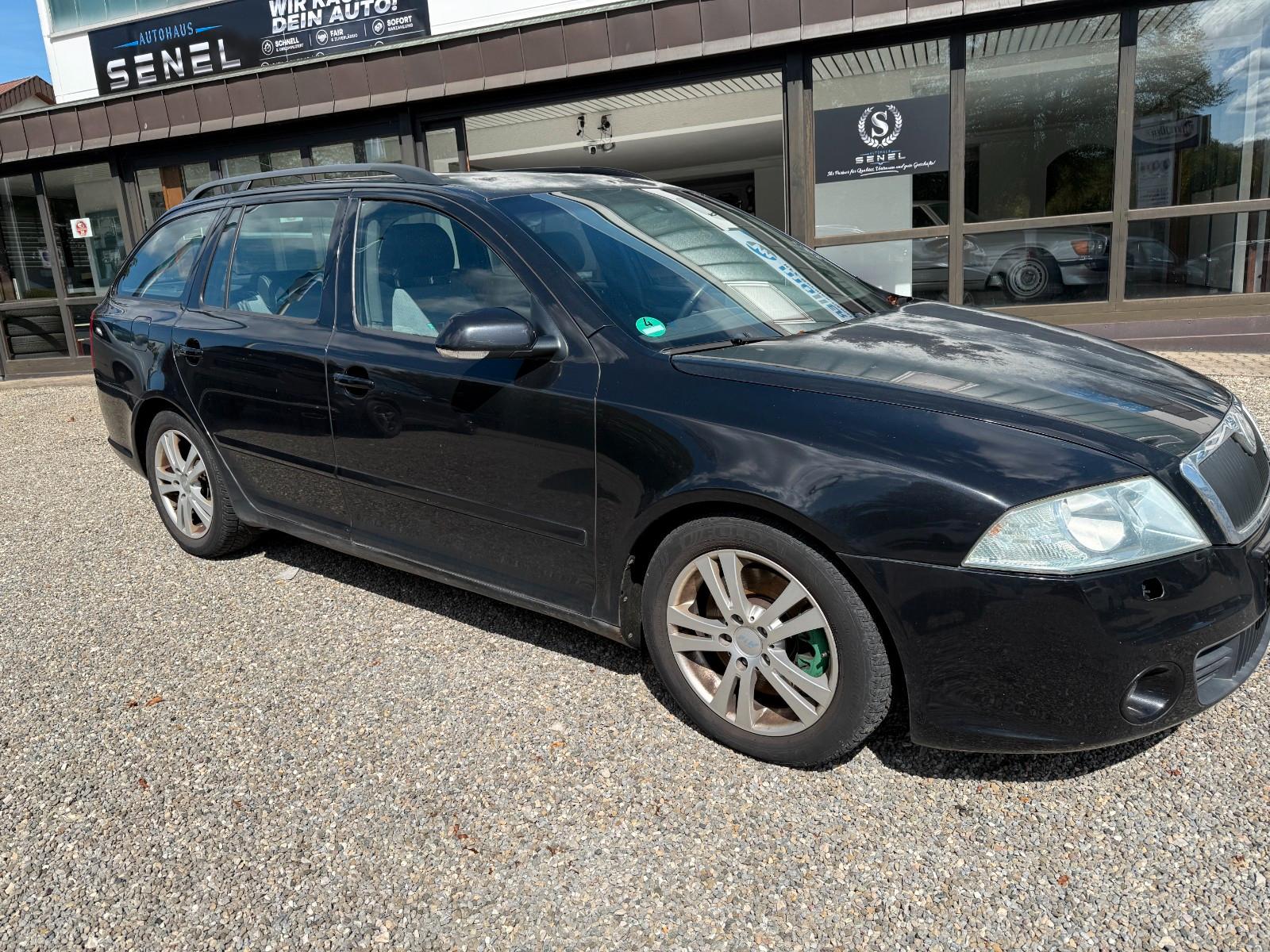Skoda Octavia 2006 — салон