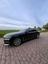 BMW Auto BMW 740  x Drive - BMW 740 aus 2022