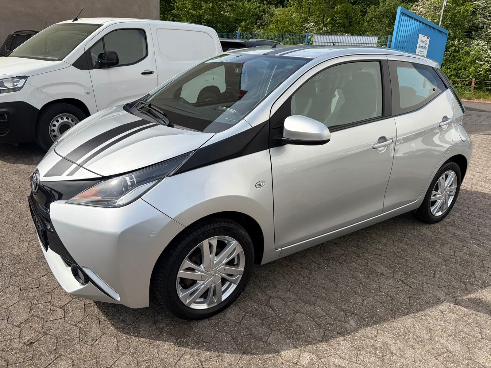 Toyota Aygo AYGO x-play touch