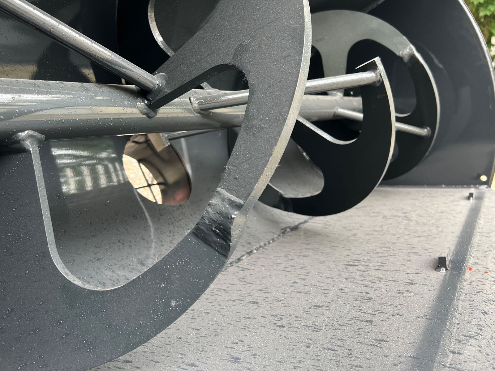 Fahrzeugabbildung Volvo CNF-BMX 400 Betonmischschaufel für Radlader
