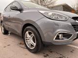 Hyundai ix35 Benzin SUV AHK Panorma Rückfa... - Hyundai ix35 von privat