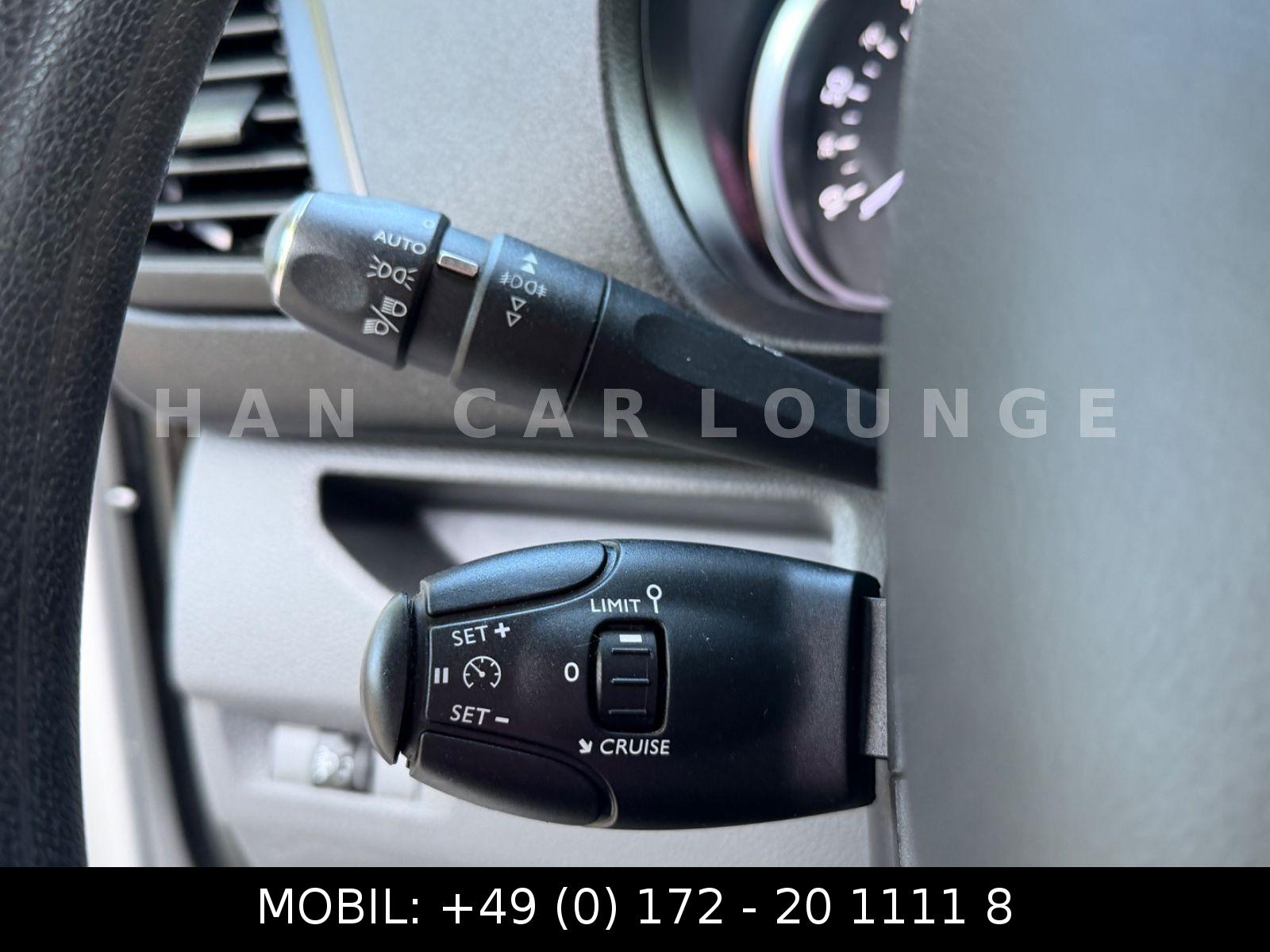 Peugeot Expert Kasten Premium L2*AHK*KLIMA*NAVI*PDC*3SIT