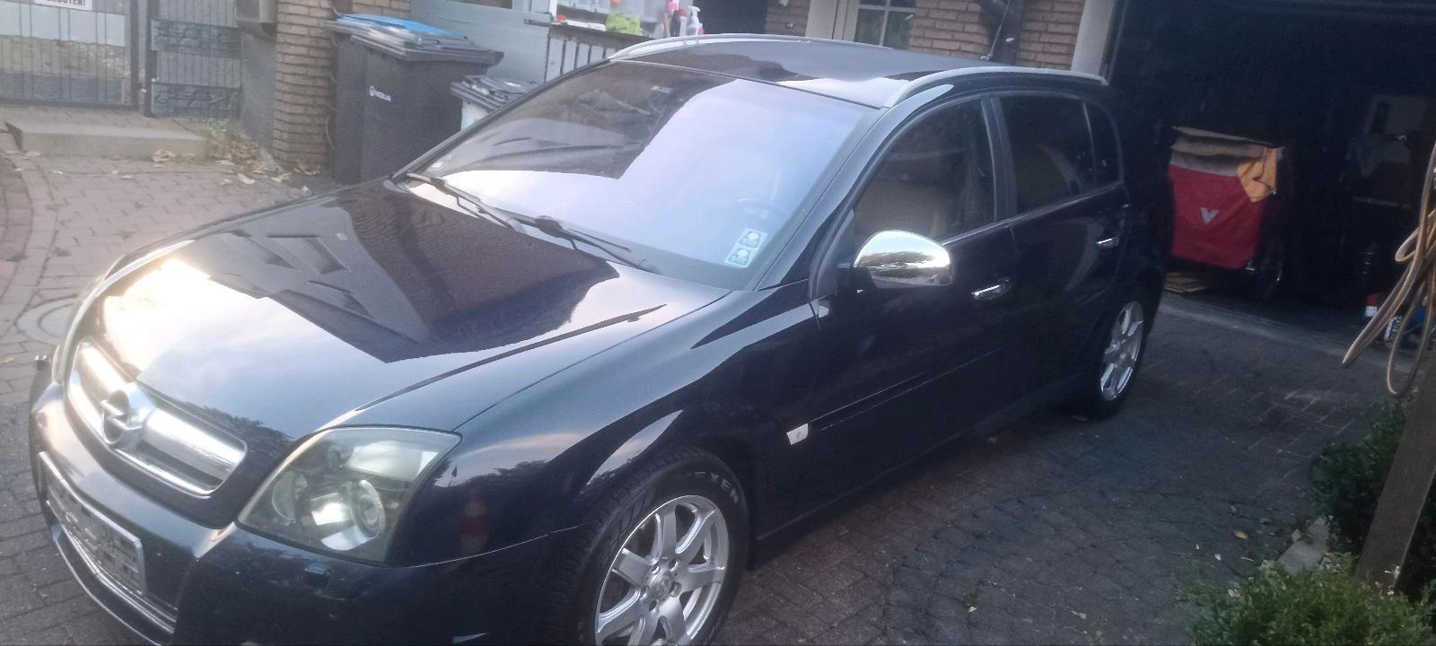 Opel Signum 2004 — interior