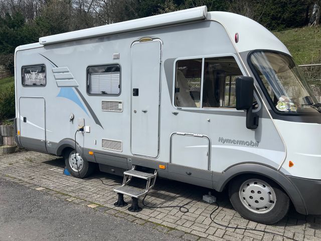 HYMER / ERIBA / HYMERCAR B 514 mit AHK 3,5t. 4 Schlafplätze 