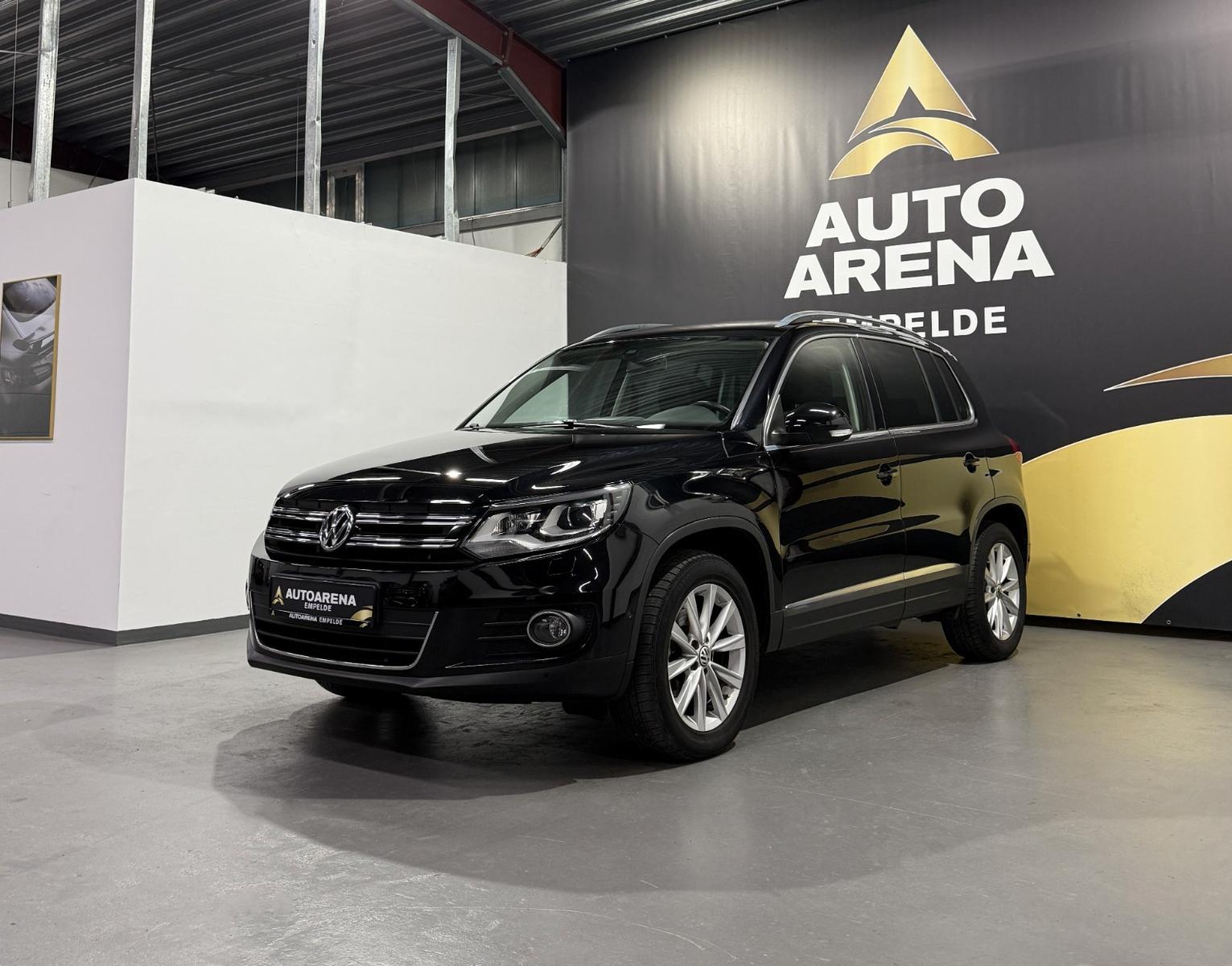 Volkswagen Tiguan 2.0 TDI DSG 4Motion*AHK*Pano*Temp*Leder