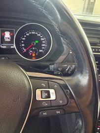 Volkswagen Tiguan - 6