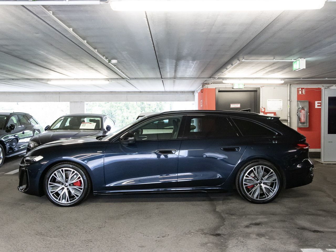 Audi A5 Avant e-hybrid quattro 270 kW S line TechPlus imagem 2
