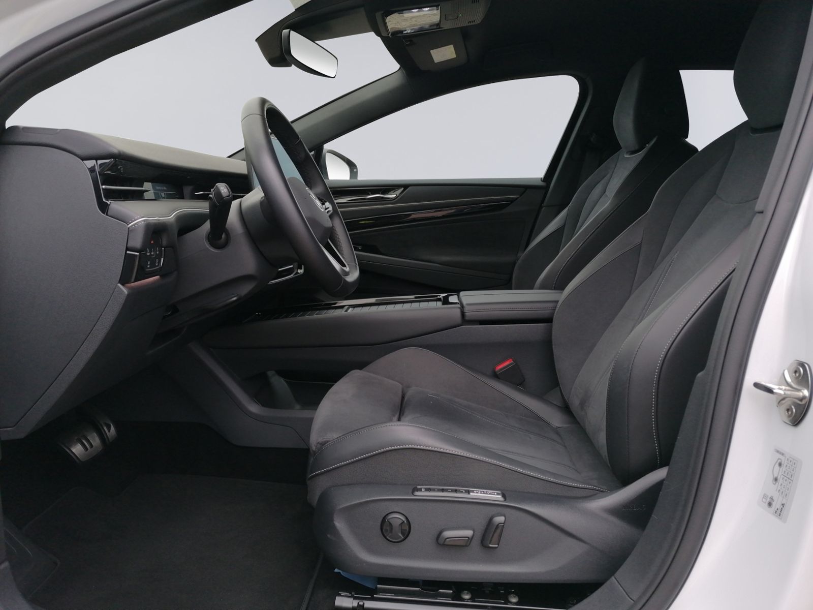 ID.7 Tourer Pro KAMERA+AHK+HEAD-UP+MATRIX