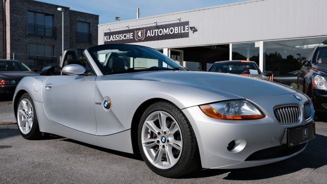 Fahrzeugabbildung BMW Z4 3.0i SMG/Original und schön