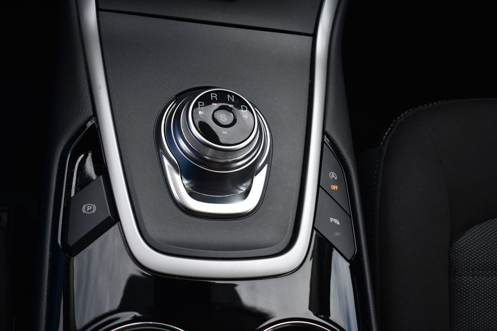 Car Image 23