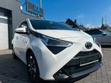 Toyota Aygo AYGO x Automatik Kamera Sitzheizung Alu - Toyota Aygo (X): Automatik
