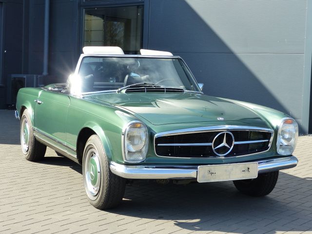 MERCEDES-BENZ 280 SL PAGODE