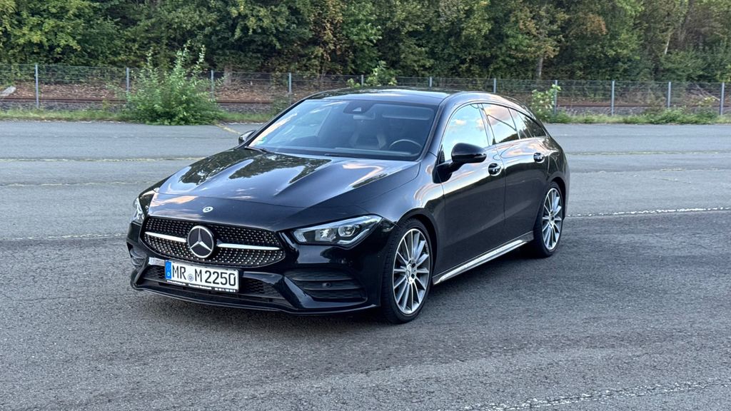 Image of Mercedes-Benz CLA 220 Shooting Brake