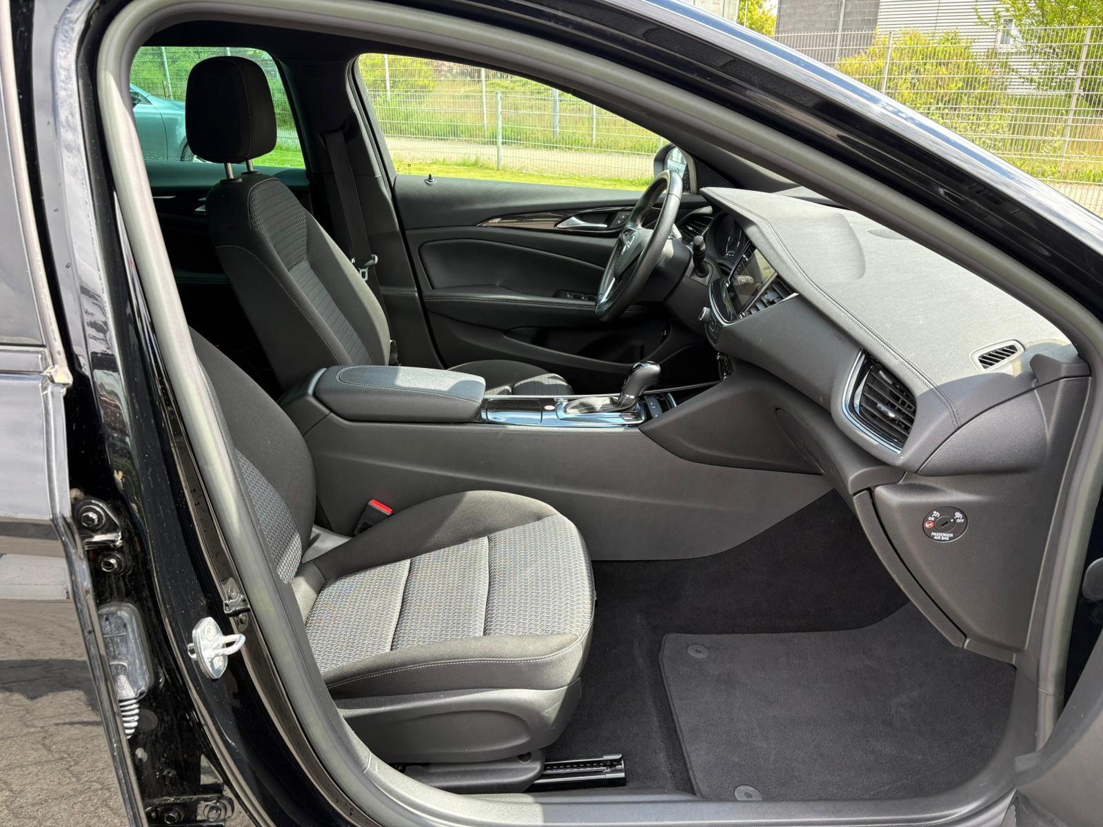 Opel Insignia B Sports Business Taxi Mietwagen 1.HAND