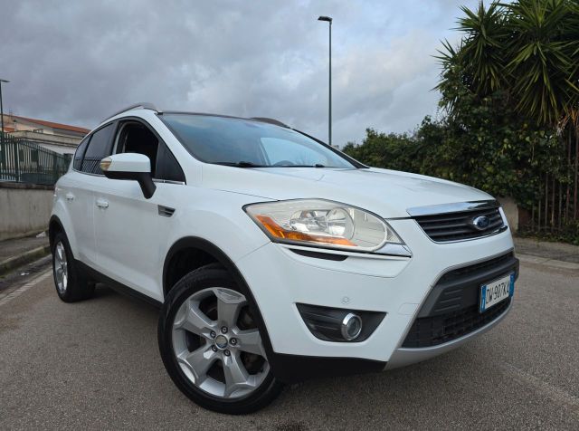 Ford FORD KUGA TITANIUM 4X4 CON TETTO PANORAMICO