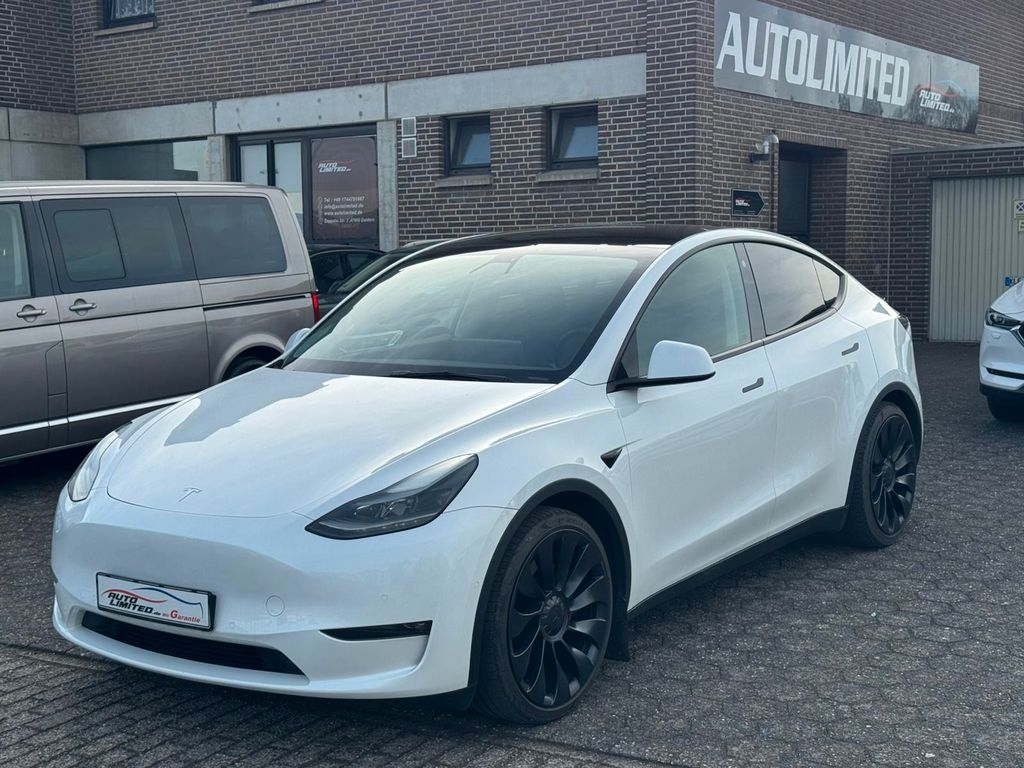 Image of Tesla Model Y