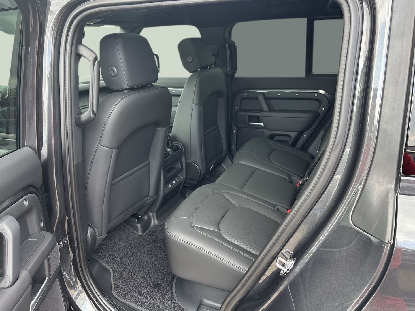 Land Rover Defender - Bild 5