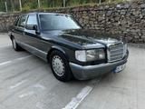 Mercedes-Benz 560SEL (W126) Historic Vehicle  - Mercedes-Benz 560 mit Benzin-Antrieb: Limousine
