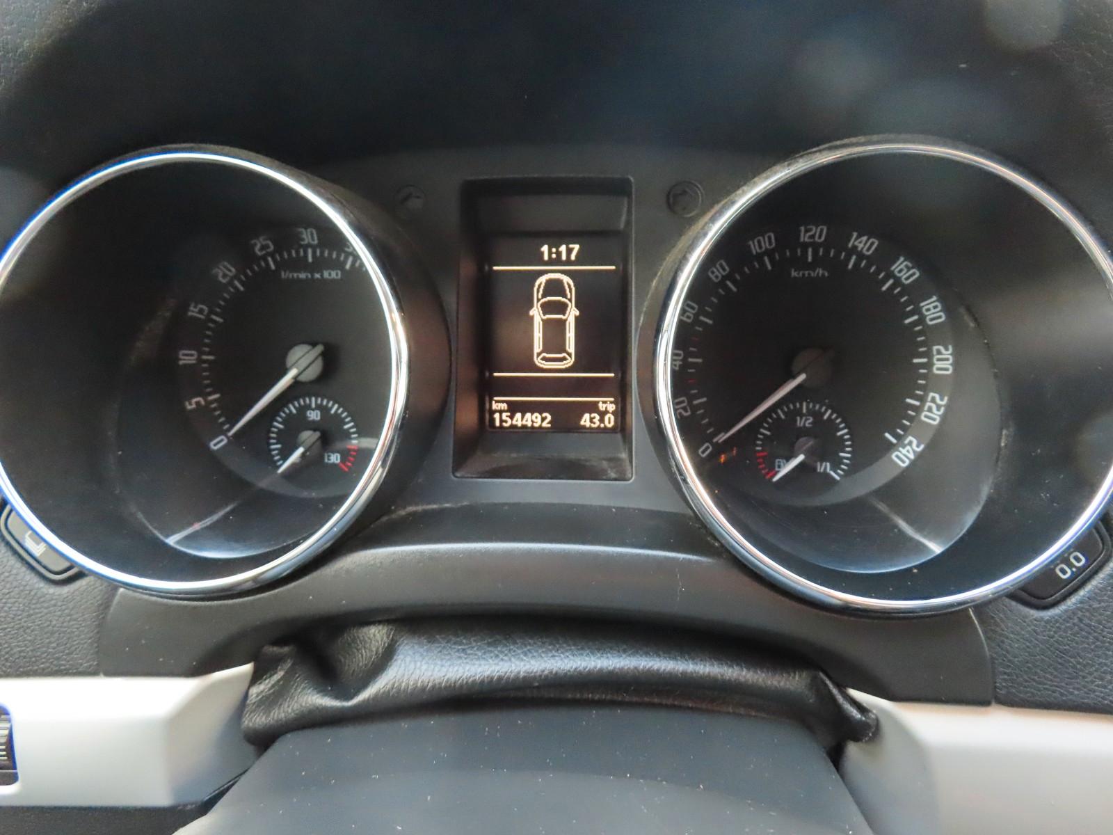 Skoda Yeti 2.0 TDI 170 ch 4x4 Ambition Plus • GPS • Attelage • Sièges chauffants • Clim bizone