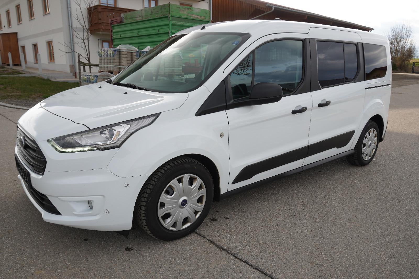 Ford Transit Connect Lang Kombi ACC NAV Xenon CAM 1Hd