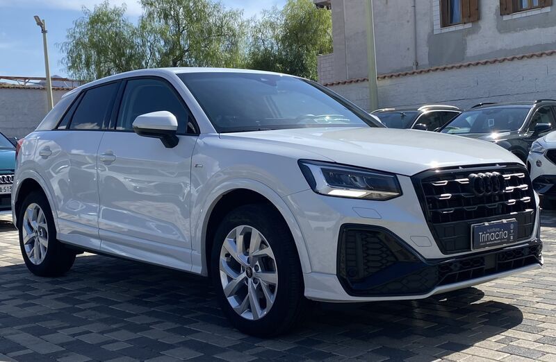 Audi Q2 S Line interno 2.0 TDI 116CV S-Tronic 35 imagem 3