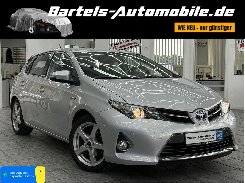 TOYOTA Auris 1.8 VVT-i Hybrid Start Edition, Kamera
