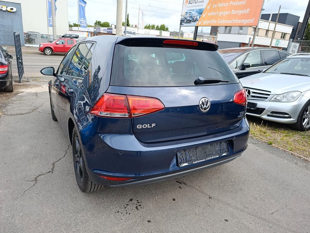 Volkswagen Golf VII Lim. PARK-A*SITZ-H*KLIMA-A*TÜV+INSP NEU
