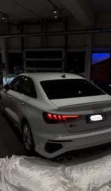 Audi S3 TFSI S tronic quattro - business  - Audi S3 aus 2021