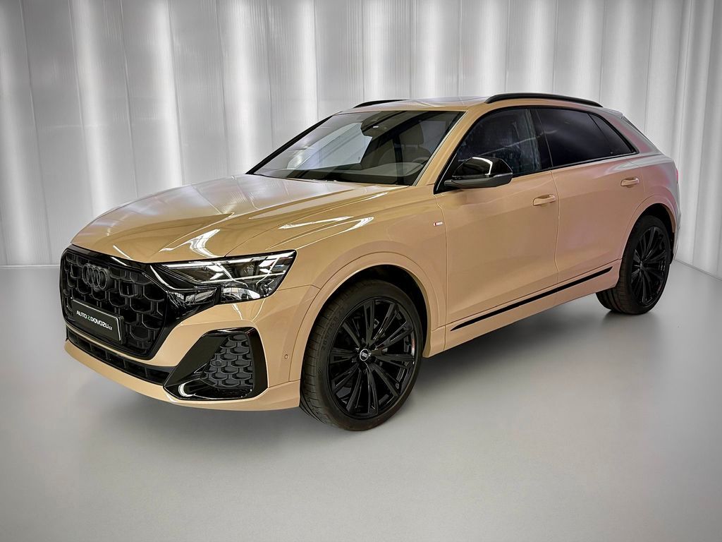 Image of Audi Q8
