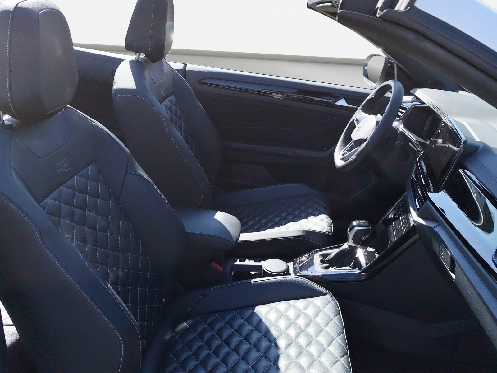 Volkswagen T-Roc - Bild 6